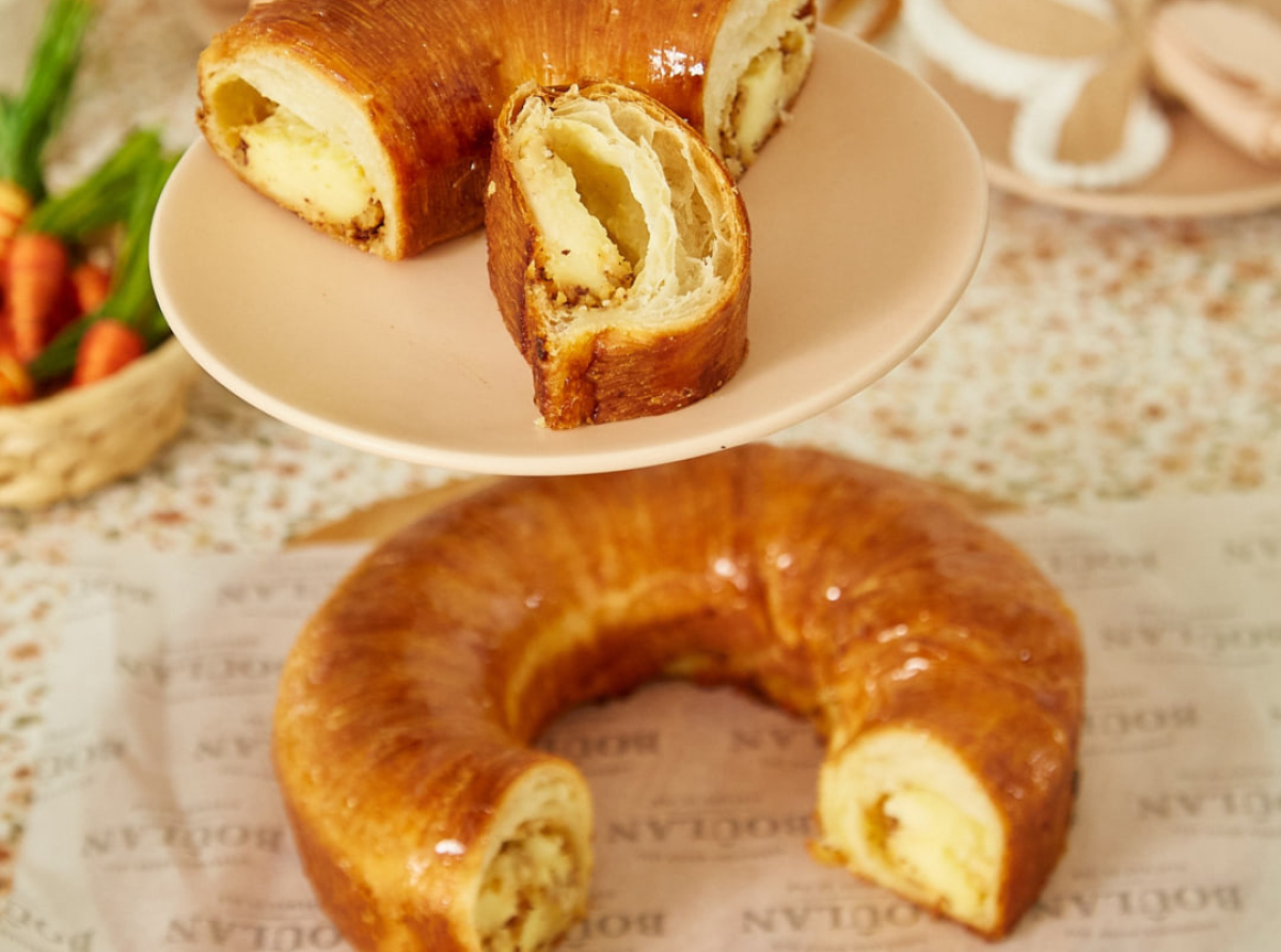 BOÛLAN REINVENTA LA ROSCA DE PASCUA