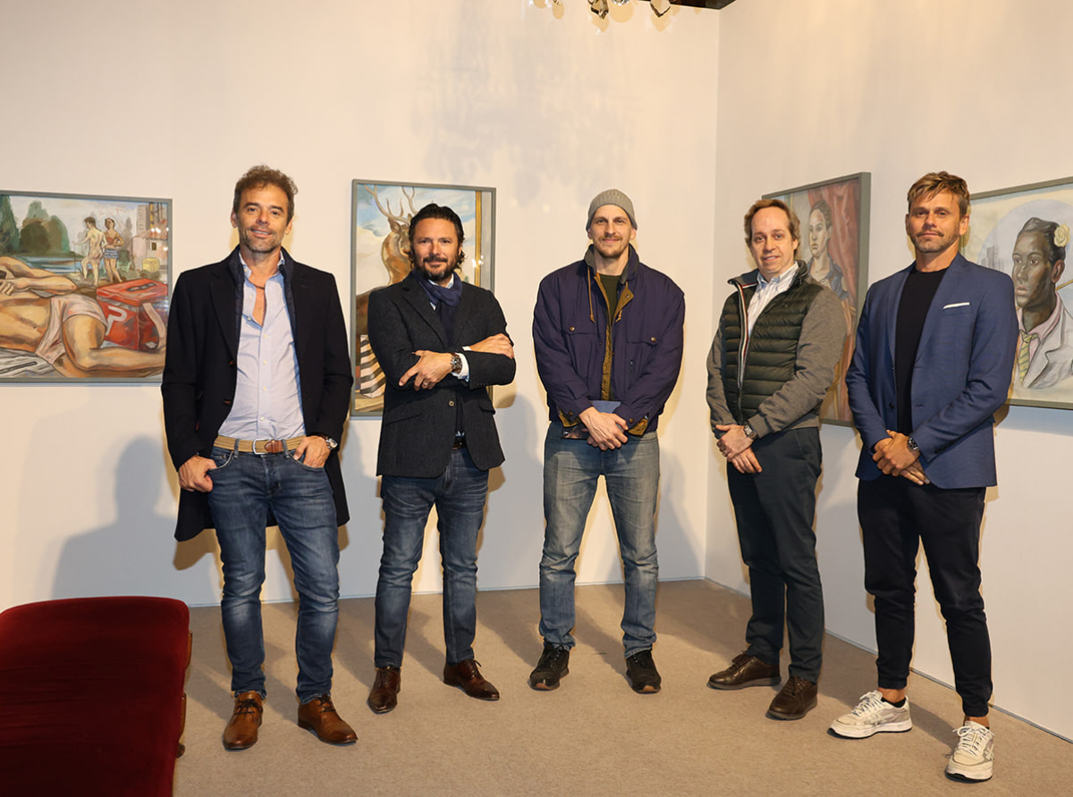 Pacífica Arquitectura celebró el arte contemporáneo con una visita exclusiva a la muestra "Versalles" de Nahuel Vecino en el MNAD
