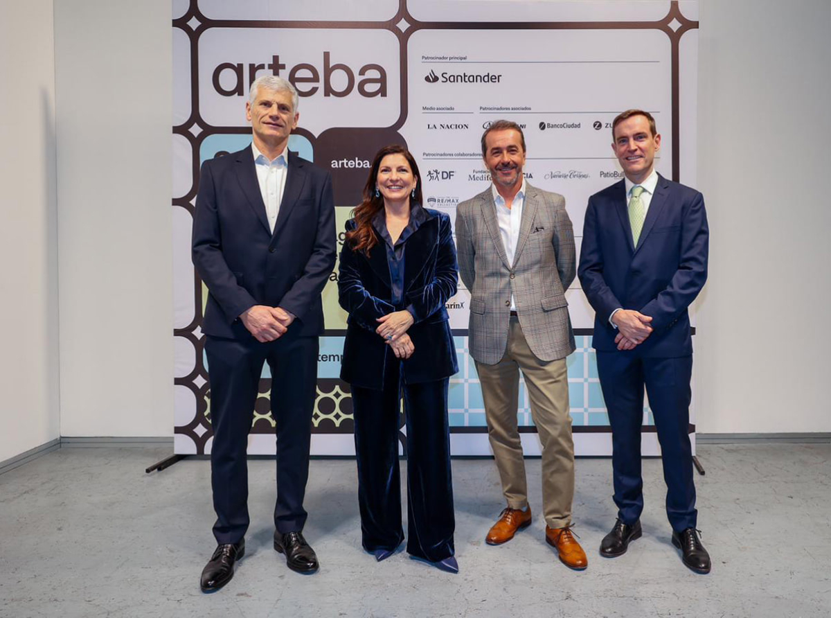 Santander impulsa nuevas oportunidades para artistas, coleccionistas y la comunidad en arteba 2025