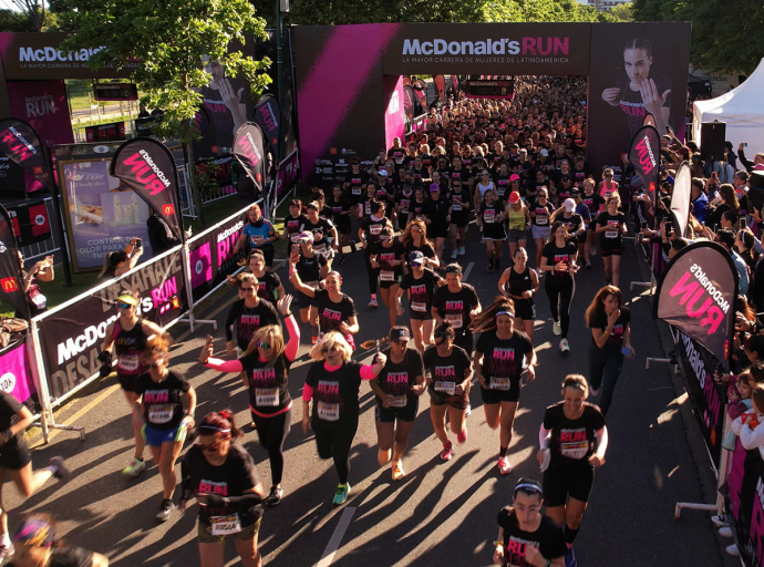¡Éxito total en San Isidro! Más de 5000 mujeres corrieron la McDonald’s Run celebrando la superación, la comunidad y el espíritu femenino.