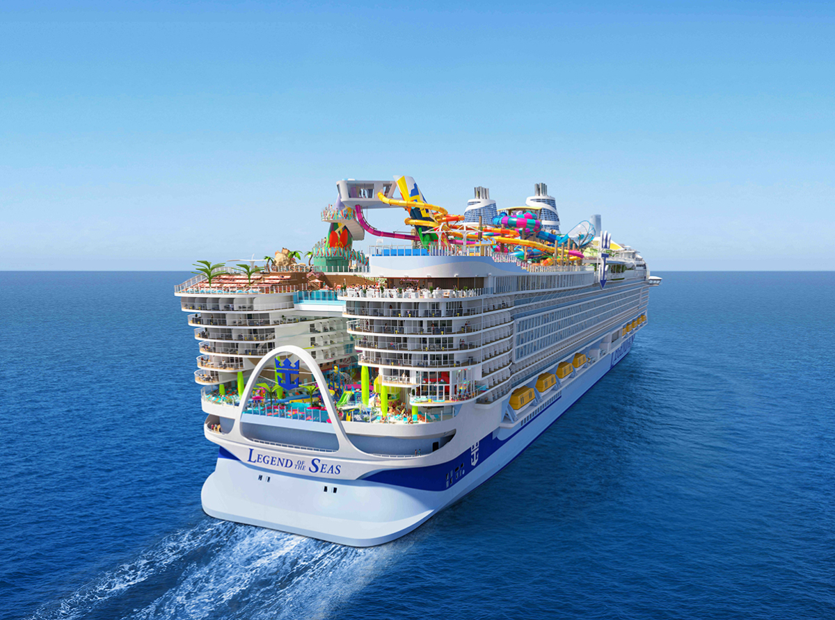 ¡Royal Caribbean calienta motores para el verano europeo de 2027! Debuta el exclusivo Royal Beach Club Santorini y Legend of the Seas regresa con aventuras inolvidables.