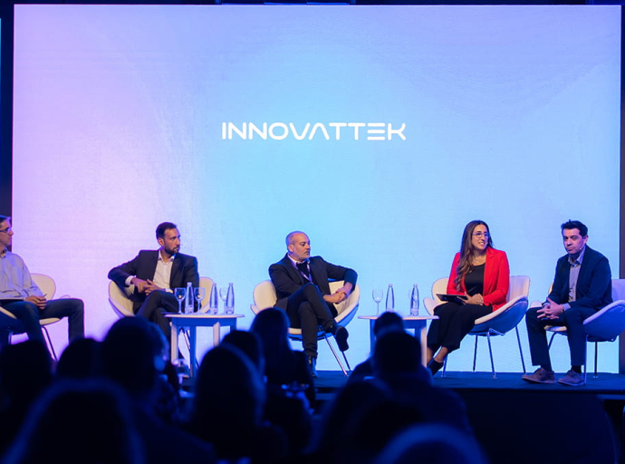 Softtek presenta una nueva edición de INNOVATTEK: la Inteligencia Artificial enfocada en el usuario.