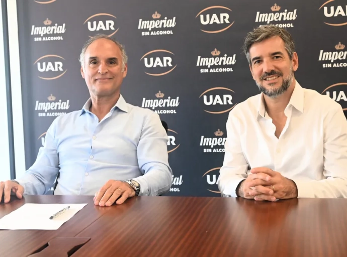El Tercer Tiempo se Reinventa: Imperial y la UAR Brindan con una Golden Sin Alcohol