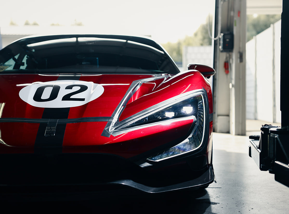 ¡Récord mundial de velocidad: el YANGWANG U9 Xtreme es el auto de producción más rápido del planeta con 496,22 km/h!