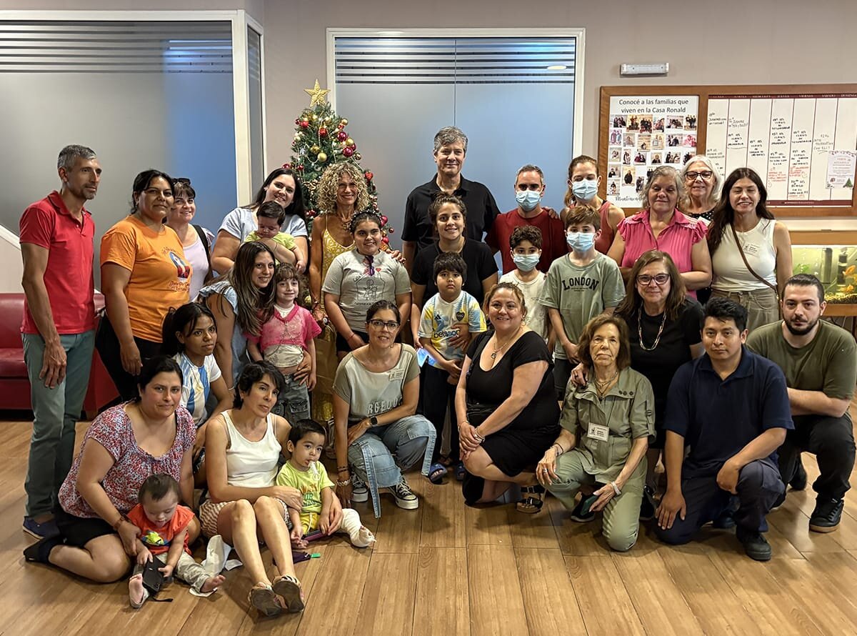 Mario Pergolini, Maru Botana y Maca Martínez Picabea compartieron una tarde mágica en Casa Ronald.