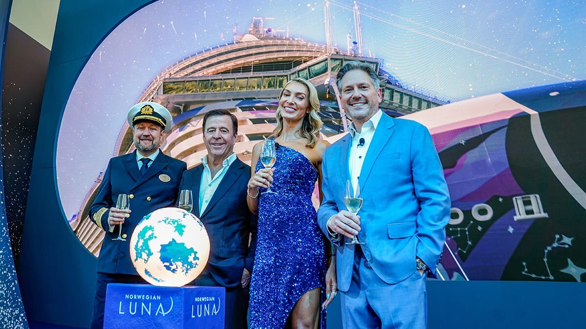 Norwegian Cruise Line bautiza al impresionante Norwegian Luna, su nuevo barco en Miami