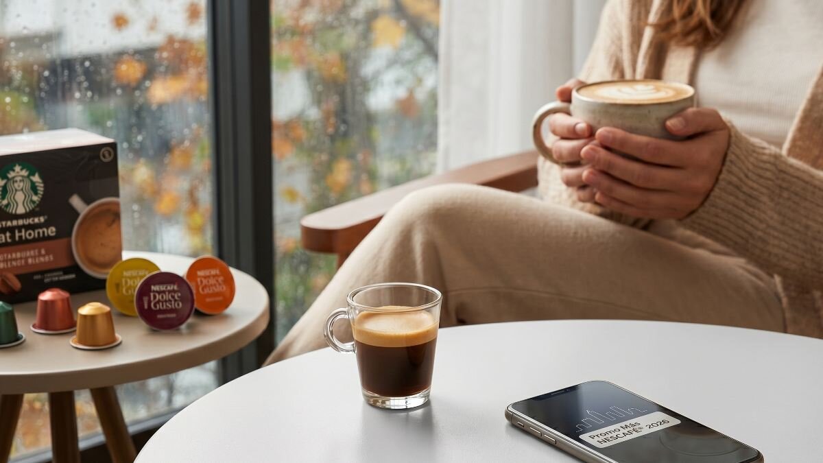 El Ritual del Otoño/Invierno: La Evolución Sensorial del Café en Casa y el Refugio de los Sentidos