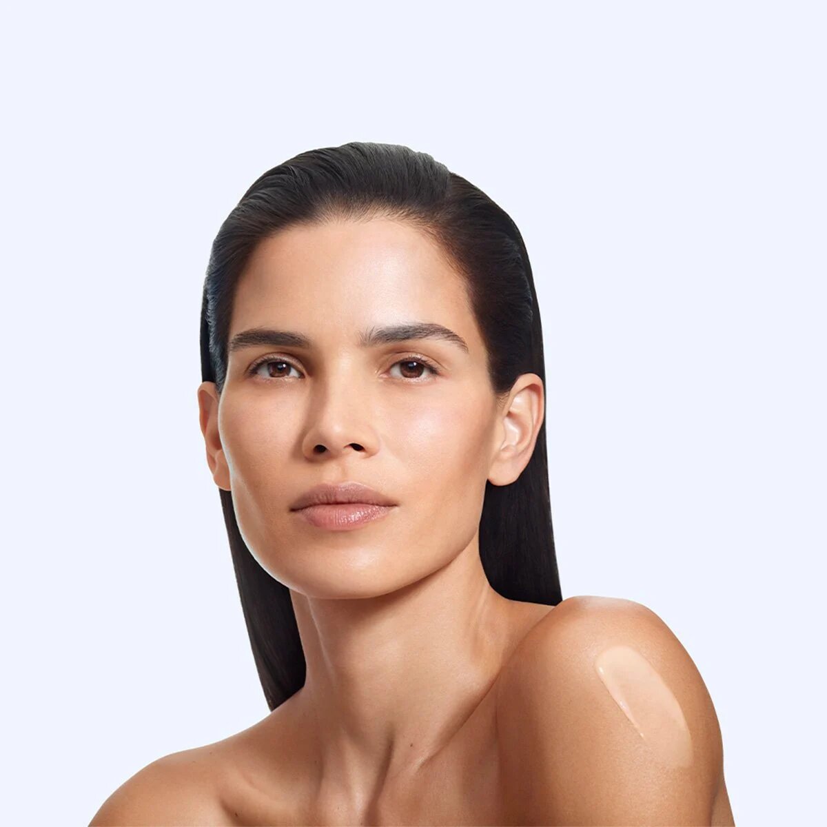 La Roche-Posay Mela B3: el activo que ataca las manchas corporales