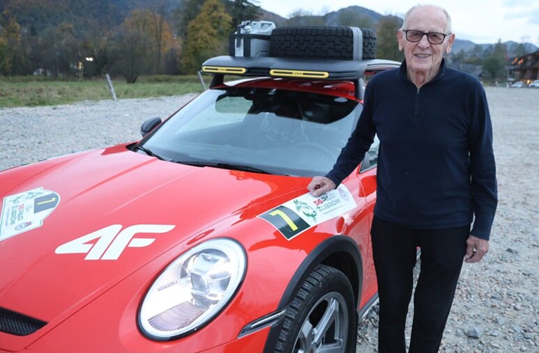 El auto en tres tiempos: un Porsche de leyenda en el Gran Premio Histórico, eléctricos que se multiplican y una generación que maneja con "aura"