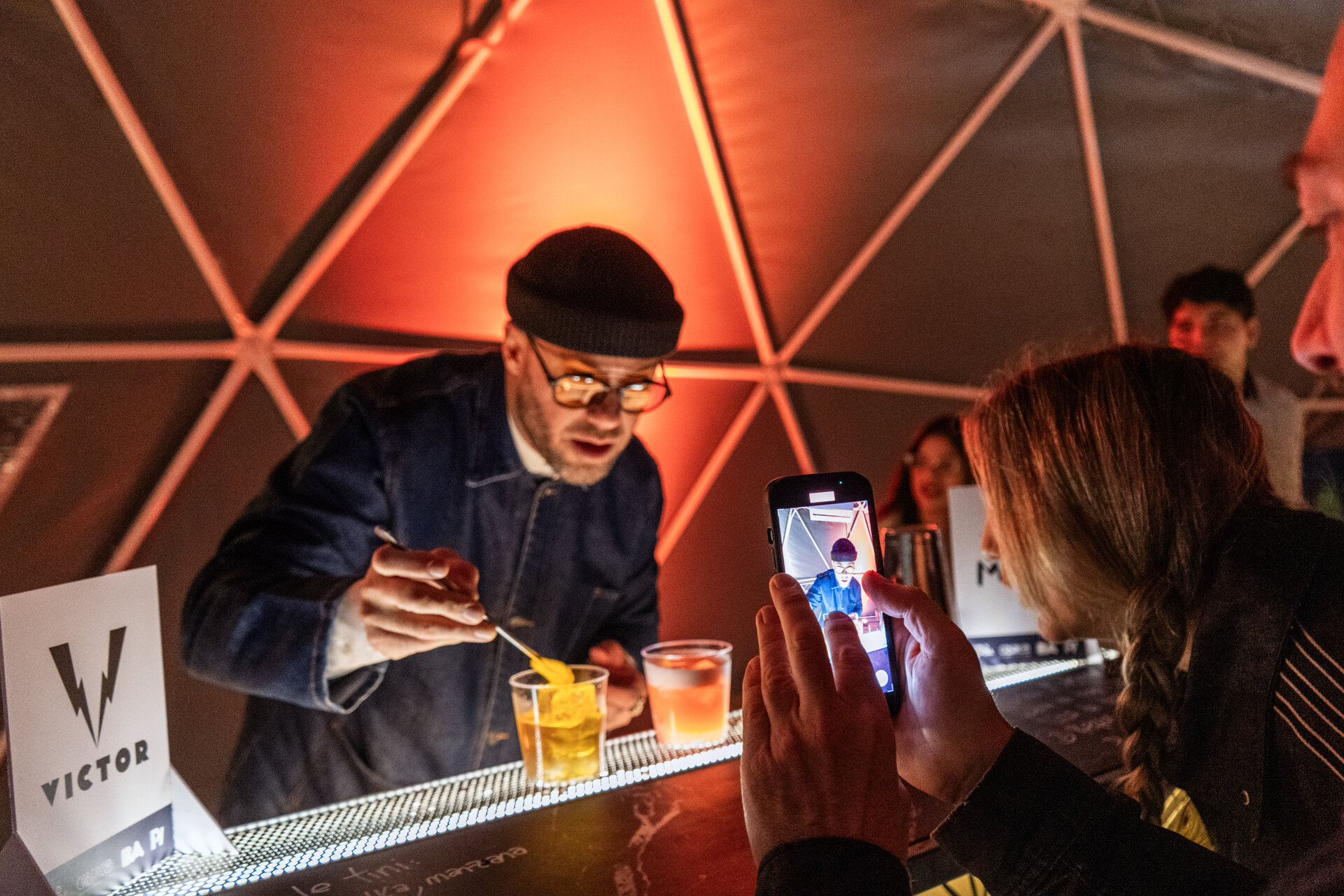 Cocktail Fest: 7 barras icónicas y DJs encienden la noche porteña