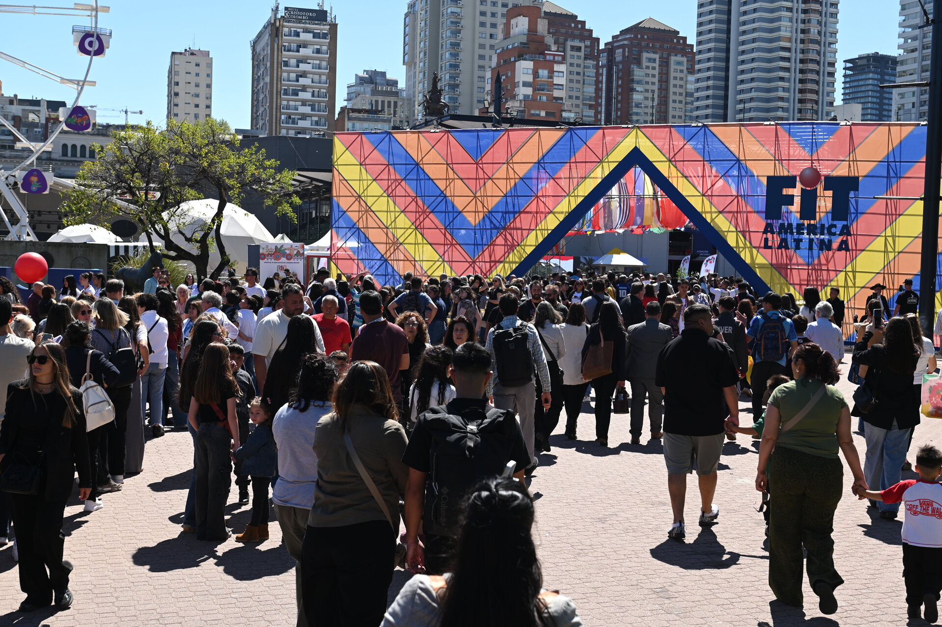 Buenos Aires juega de local: la FIT estrena un foro de turismo deportivo y espera 150.000 visitantes